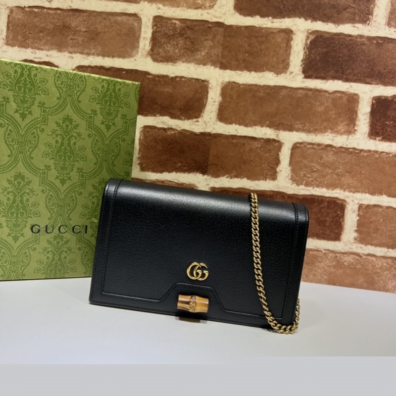 G*u*i wallets & purse
